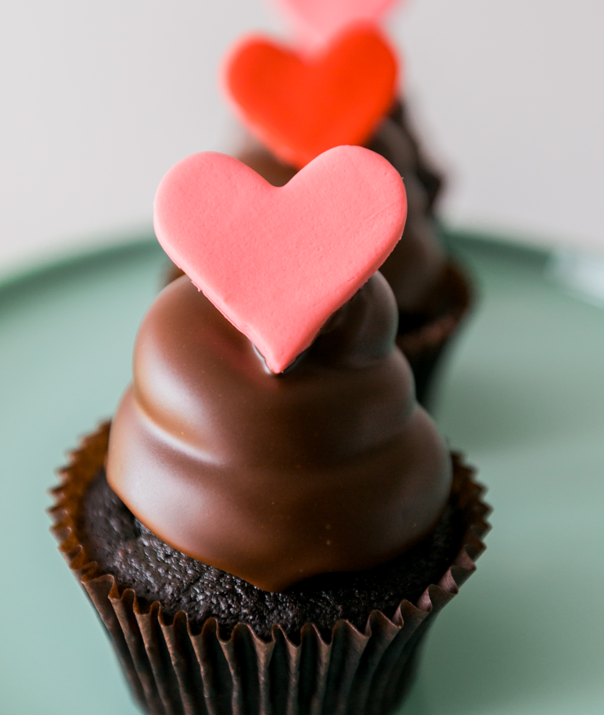 Chocolate dipped cupcakes recipe